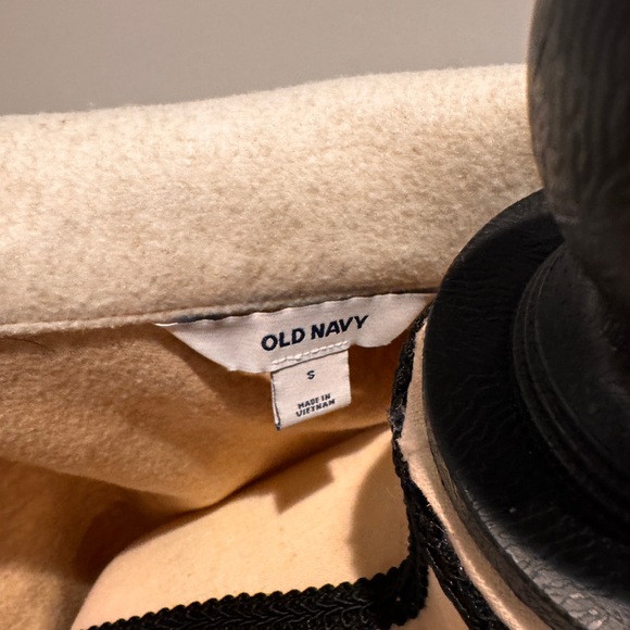 Old Navy Women's Tan Trench Coat - Picture 3 of 3